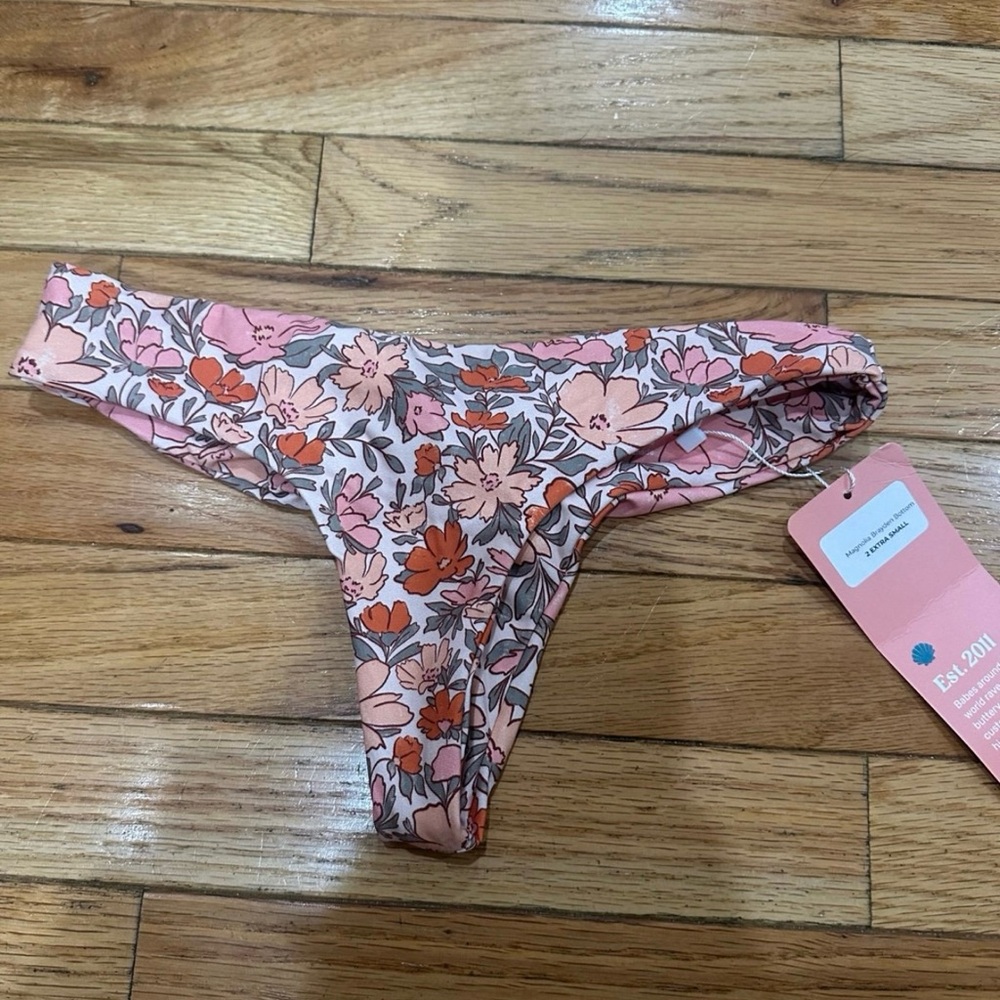 NWT midori bikini bottoms